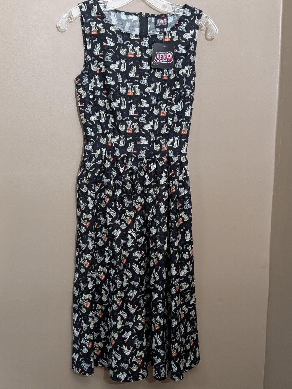 Retrolicious Women's Halloween Dress Skeleton Cat&Dog Print Small NWT